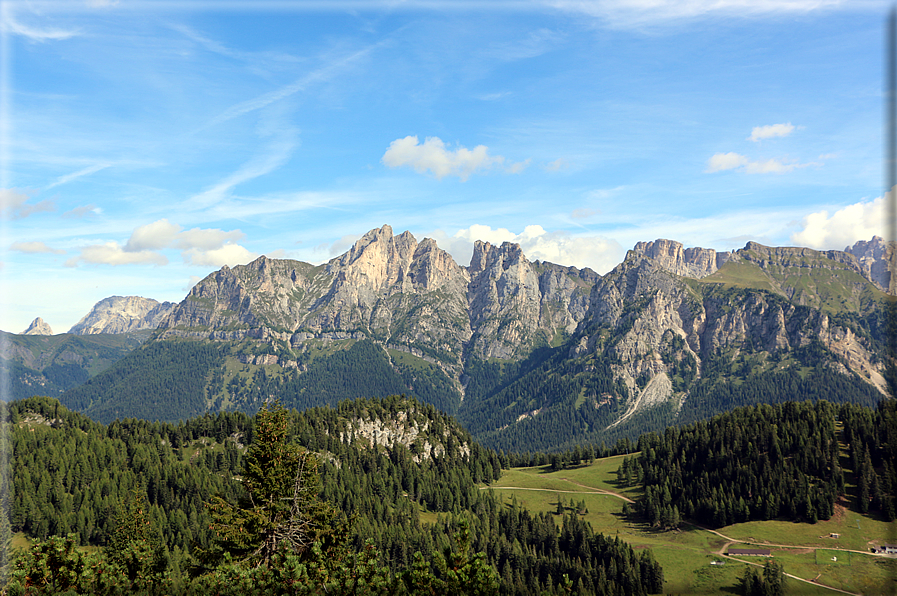 foto Passeggiata dal Col dei Balbi al Rifugio Coldai